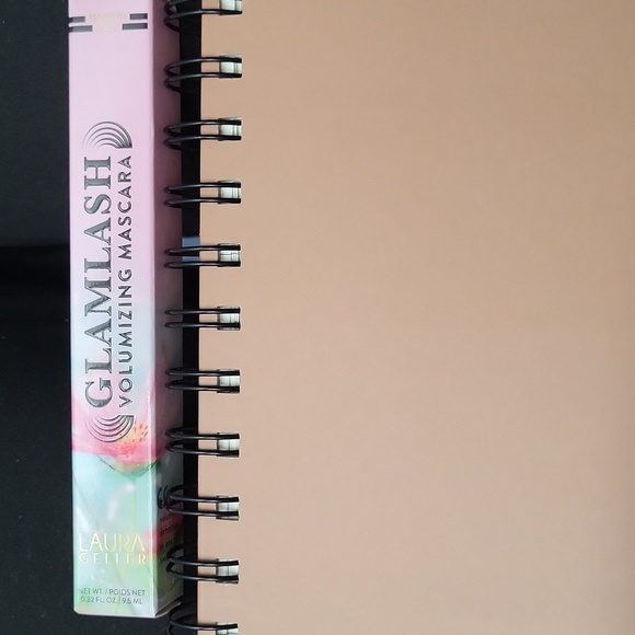 LAURA GELLER GLAMLASH Volumizing Mascara - Black - Picture 4 of 4